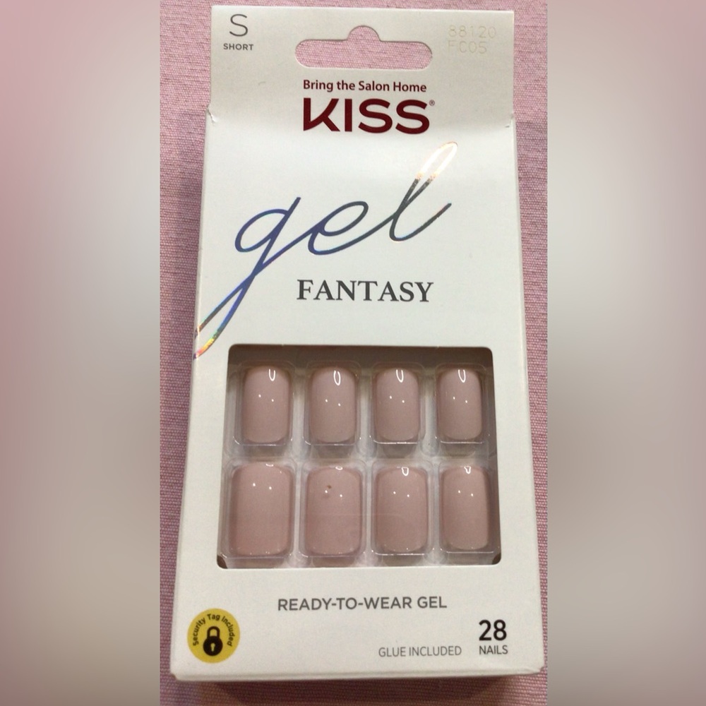 KISS Gel Fantasy Nails - Soft Pink